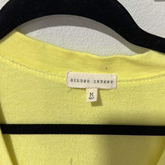 NWOT Gilded Intent brand , yellow low v neck sweater , size M - Picture 2 of 9